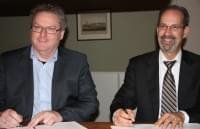 foto ondertekening memorandum ICEAA